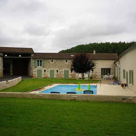Hôtel logis du jacquelin à Doussay Extérieur photo